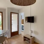 Magnifique Mini Terrasse Avec Wifi Piscine A Pied Vila *