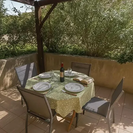 Magnifique Mini Terrasse Avec Wifi Piscine A Pied Villa