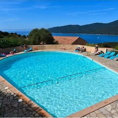 Magnifique Mini Terrasse Avec Wifi Piscine A Pied 别墅 *