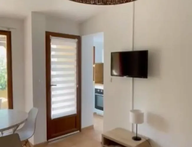 Magnifique Mini Terrasse Avec Wifi Piscine A Pied 别墅 *