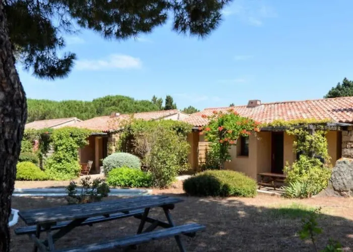 Magnifique Mini Terrasse Avec Wifi Piscine A Pied Serra-di-Ferro (Corsica)